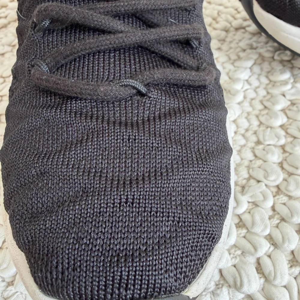 Authentic CHANEL Black ribbed knit lace up sneakers 38 1/2 - Picture 13 of 16